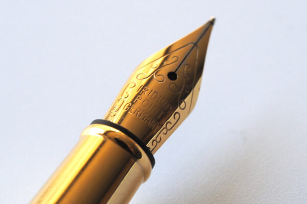 Mino Waishi Pens of Sale: Traditional Japanese Arts and Crafts in a Modern  Design